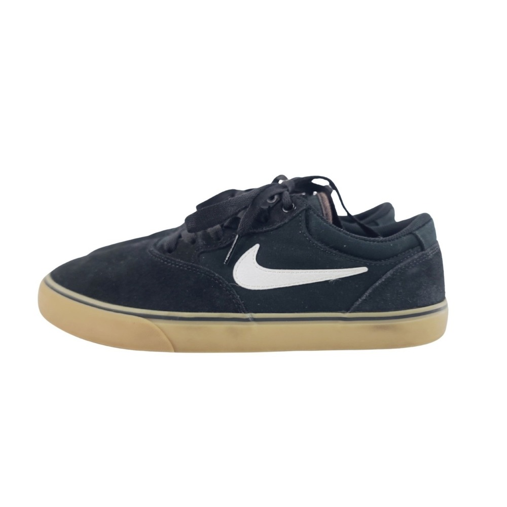 Nike Lace Up Low Top Suede / Canvas/ Rubber Skate Shoes Sneaker Men Size 8 Black